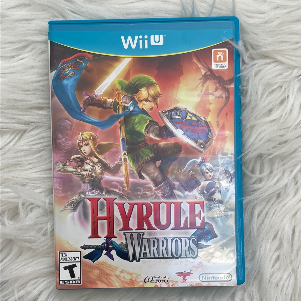 Hyrule Warriors (Nintendo Wii U, 2014)  Complete in box